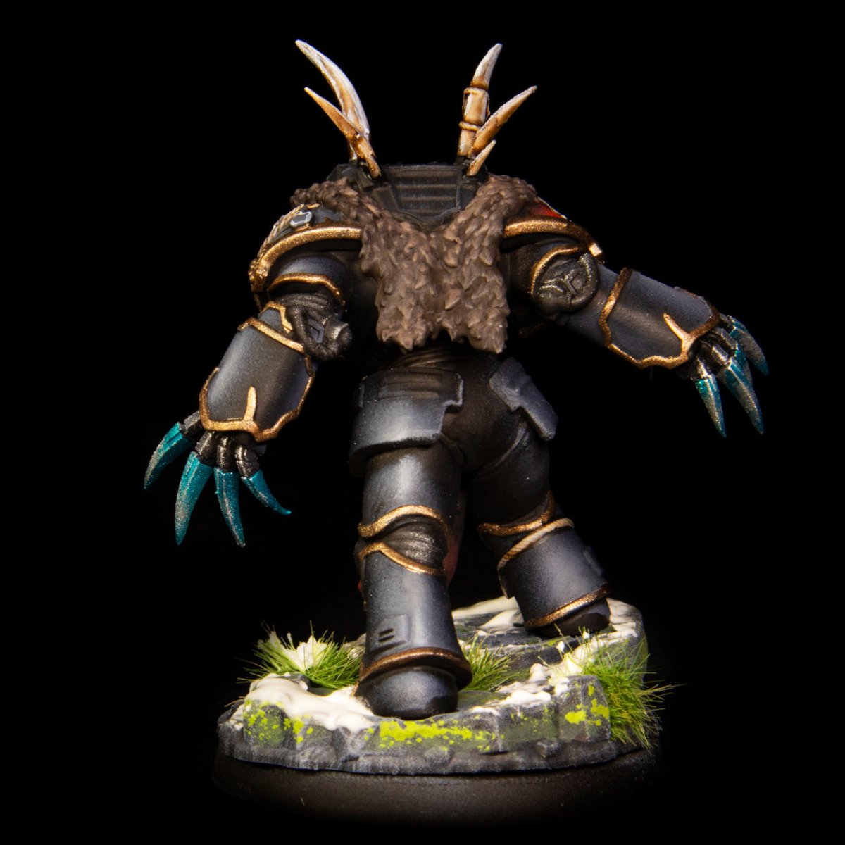 Wolf Master of the Hunt - Major Mini's