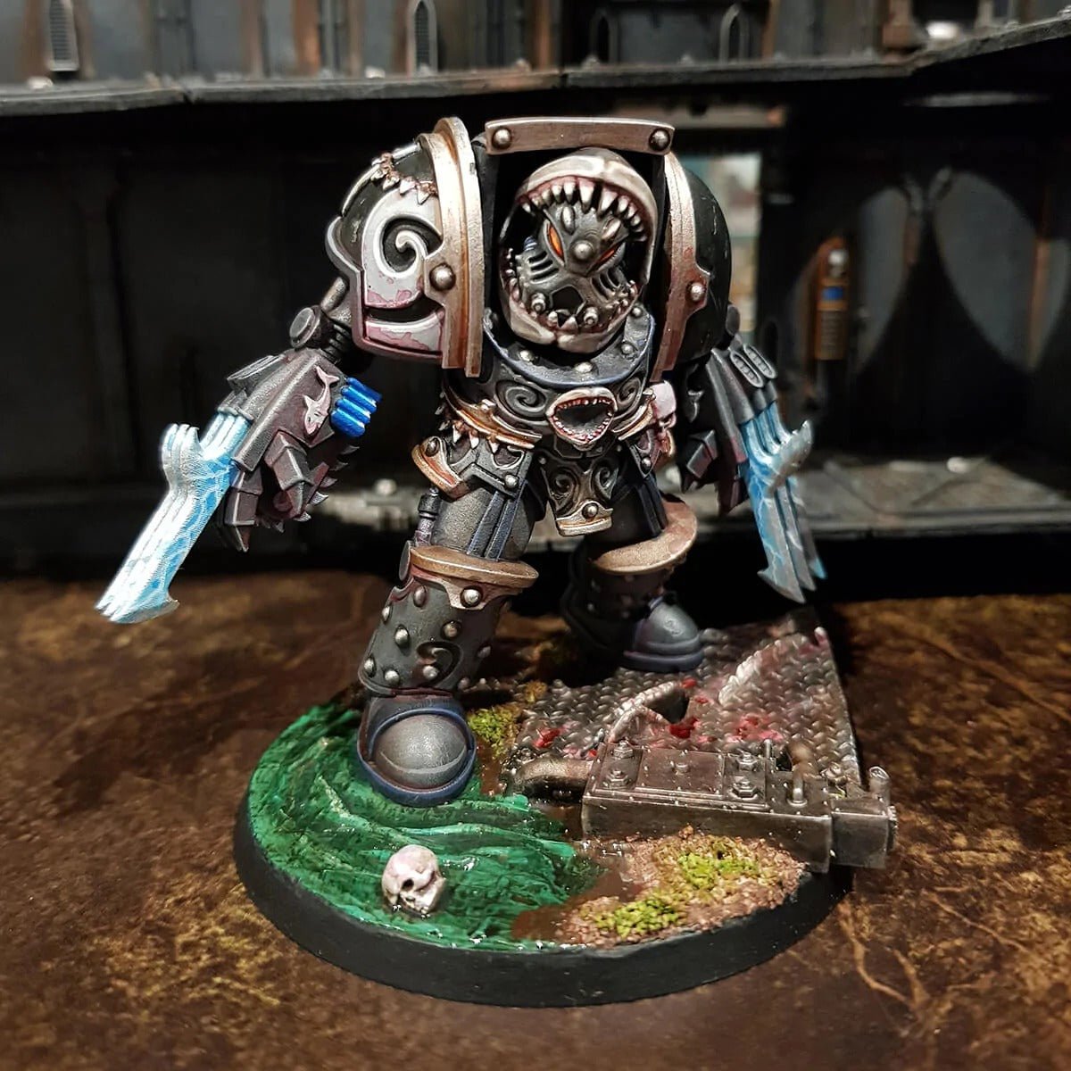 Shark Daddy - Major Mini's