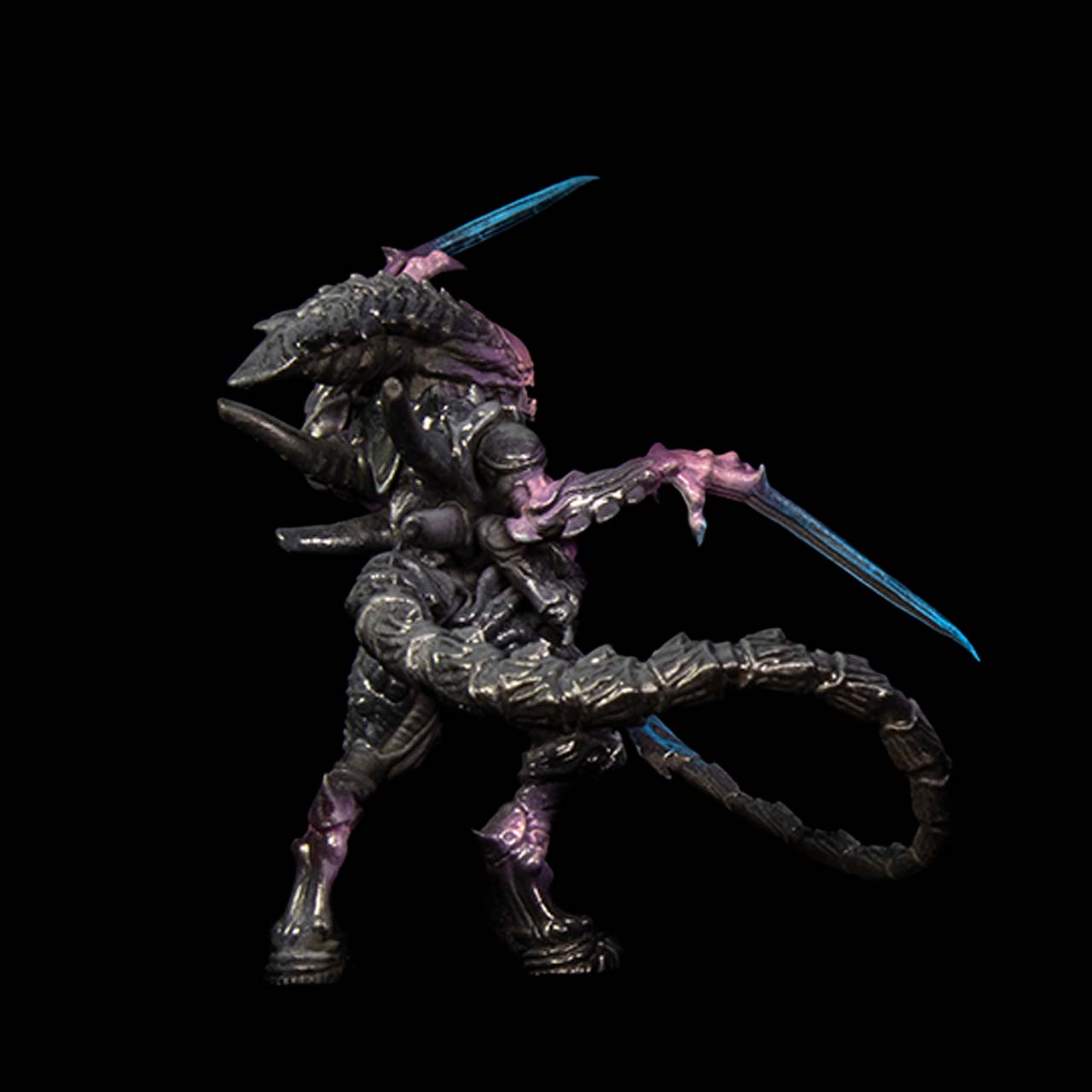 Xenonid Warrior - Pose 1